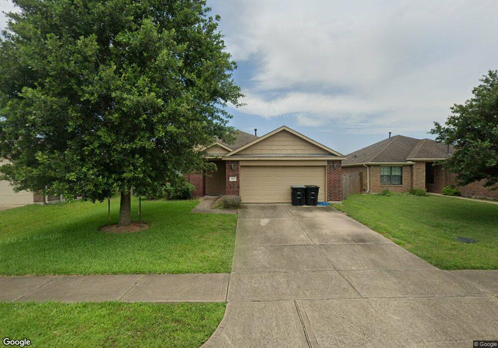 5223 Mcgrath Dr, Alvin, TX 77511 - photo 1