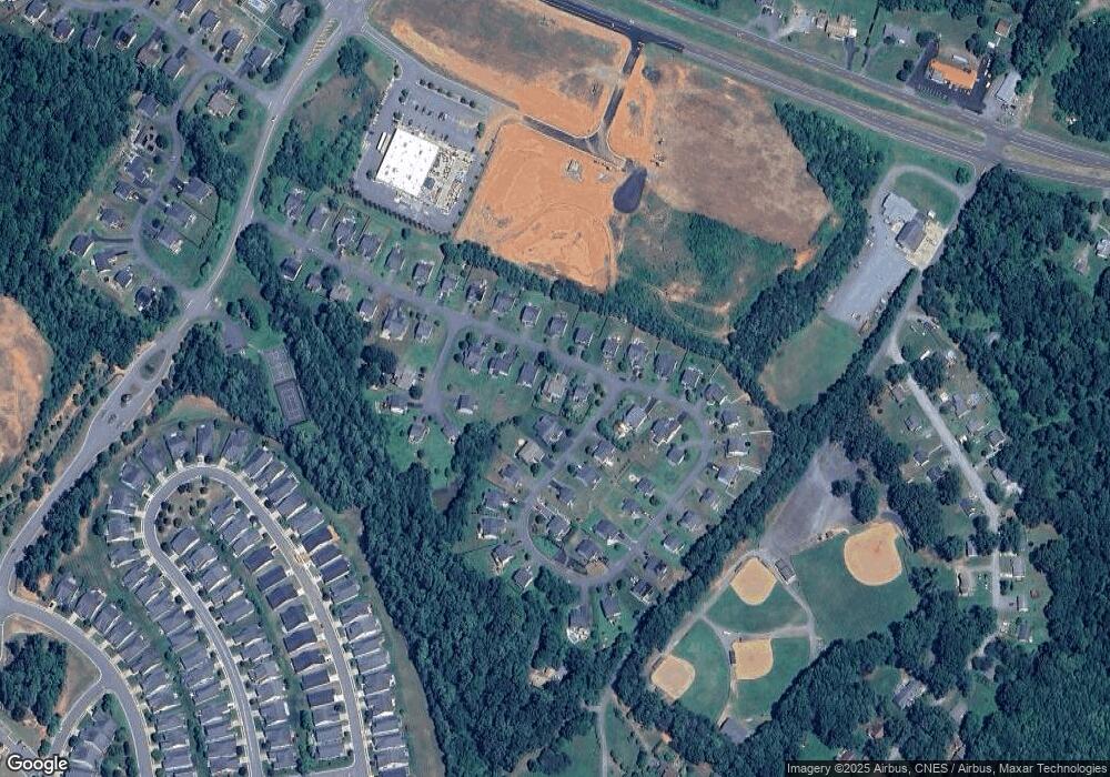 176 Larchmont Cir, Ruckersville, VA 22968 - photo 1