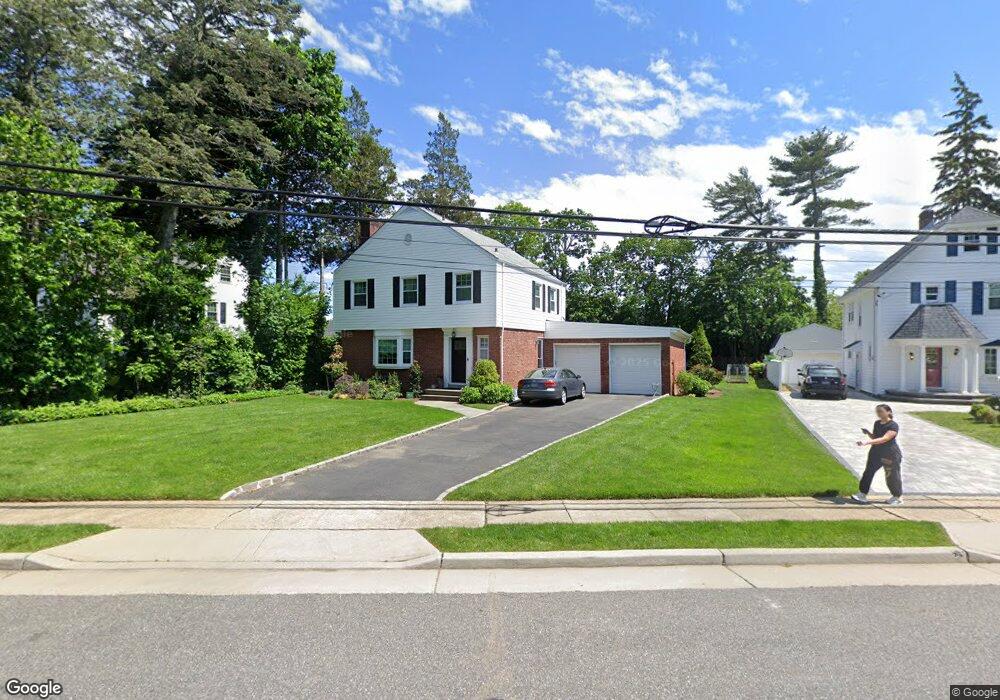 18 Bedell Ave, Hempstead, NY 11550 - photo 1