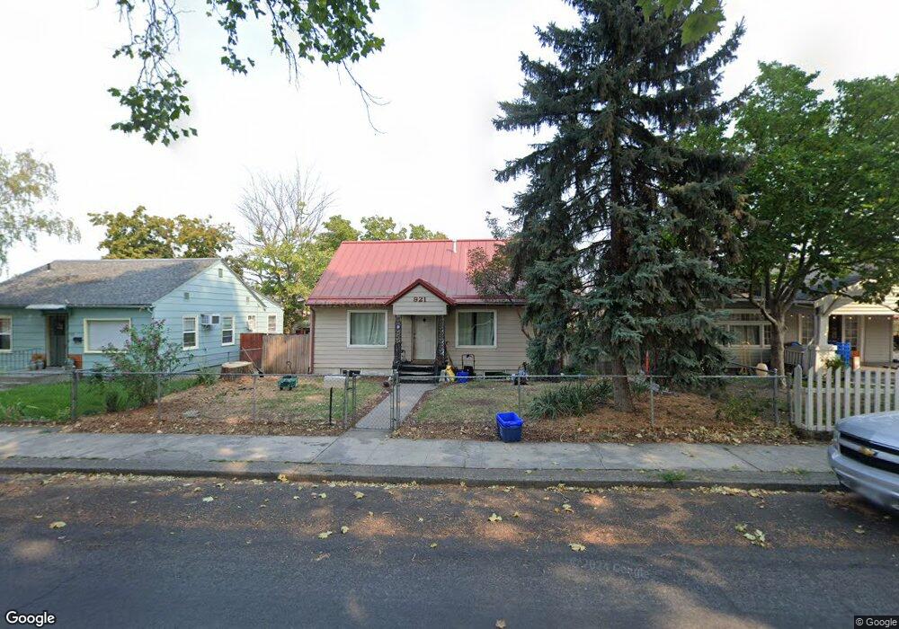 921 E 12th St, the Dalles, OR 97058 - photo 1