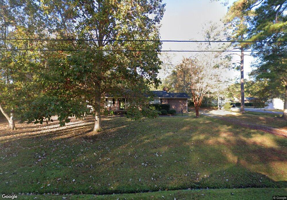 401 S Bennett St, Burgaw, NC 28425 - photo 1