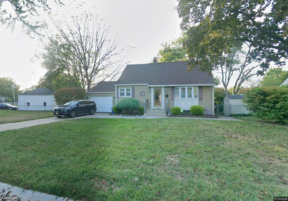 4 Tuthill Rd, New Brunswick, NJ 08901 - photo 1