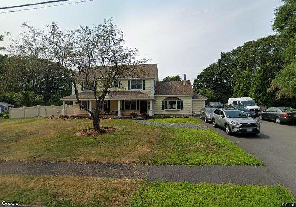 26 Trinity St, Danvers, MA 01923 - photo 1