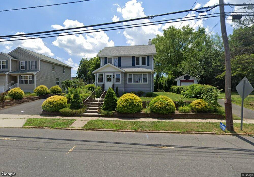 415 Walnut St, Dunellen, NJ 08812 - photo 1