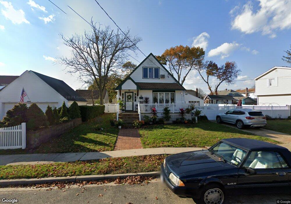 3172 Trinity St, Oceanside, NY 11572 - photo 1