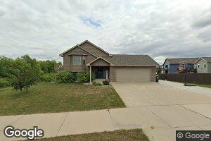 105 Estate Dr, Avon, MN 56310