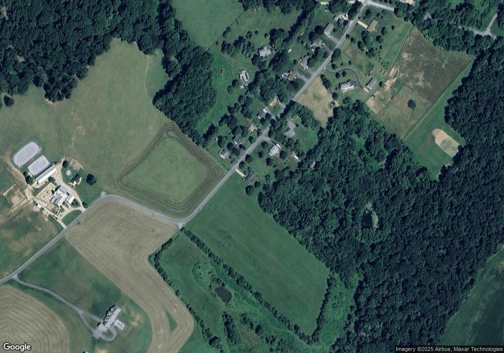 647 Oak Tree Rd, Westminster, MD 21157 - photo 1