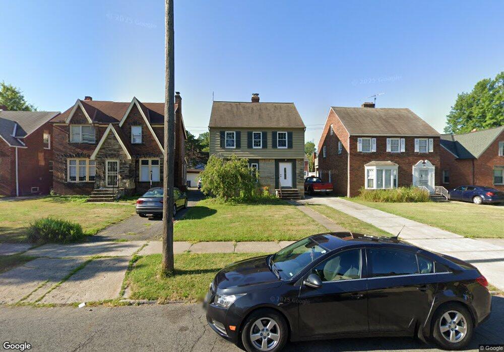 3578 Bainbridge Rd, Cleveland, OH 44118 - photo 1