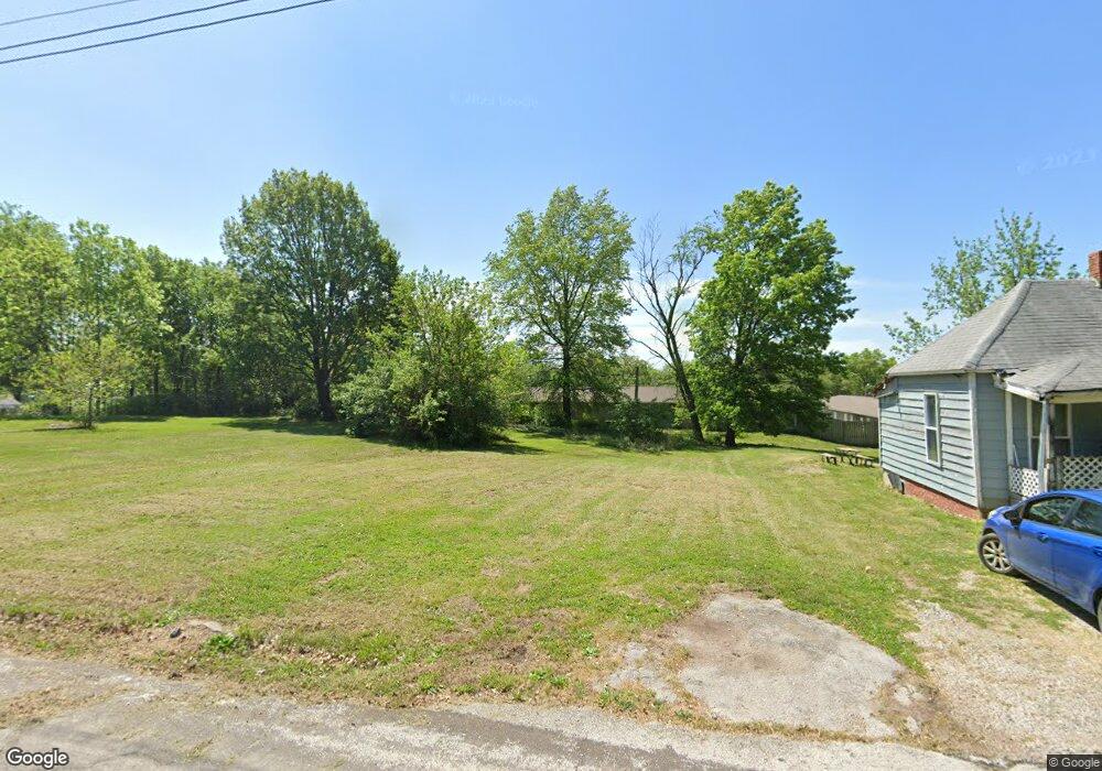 1014 W End Place, Moberly, MO 65270 - photo 1