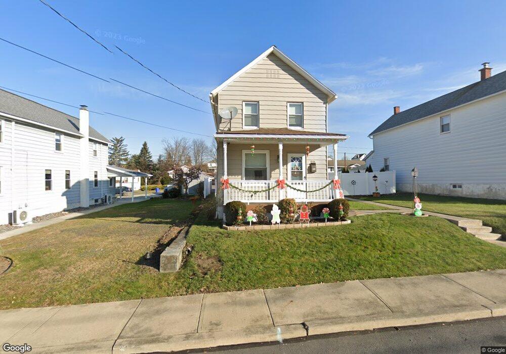 215 Elm St, Dupont, PA 18641 - photo 1