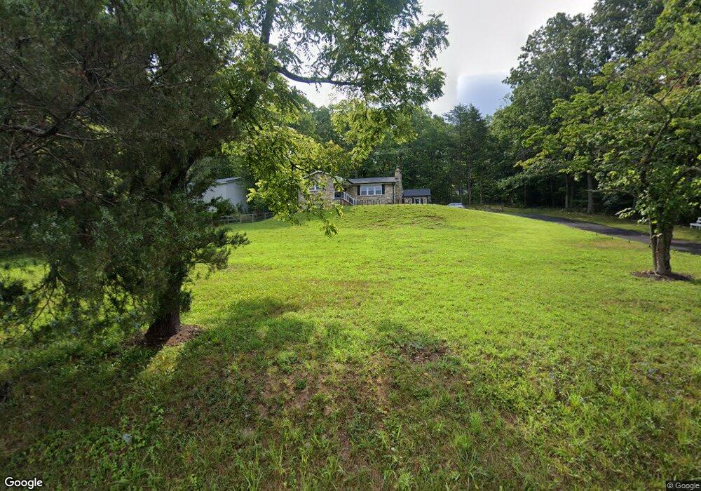 6013 Beverleys Mill Rd, Broad Run, VA 20137 - photo 1