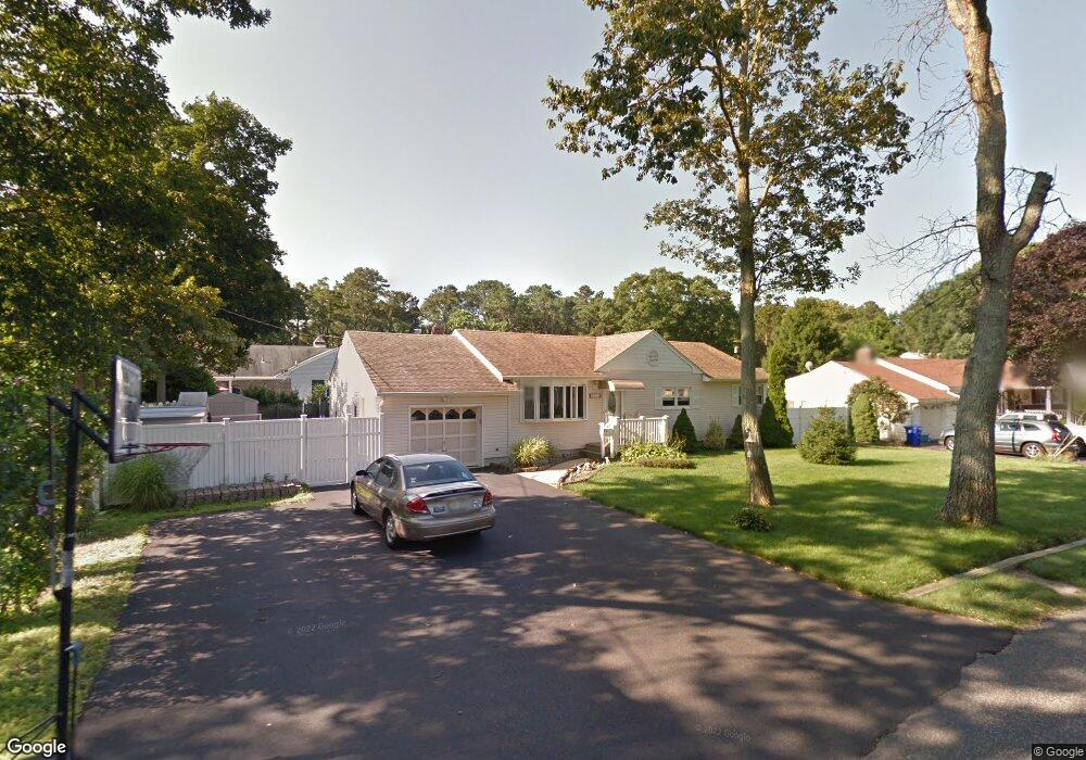 521 Nicholas Rd, Brick, NJ 08724 - photo 1