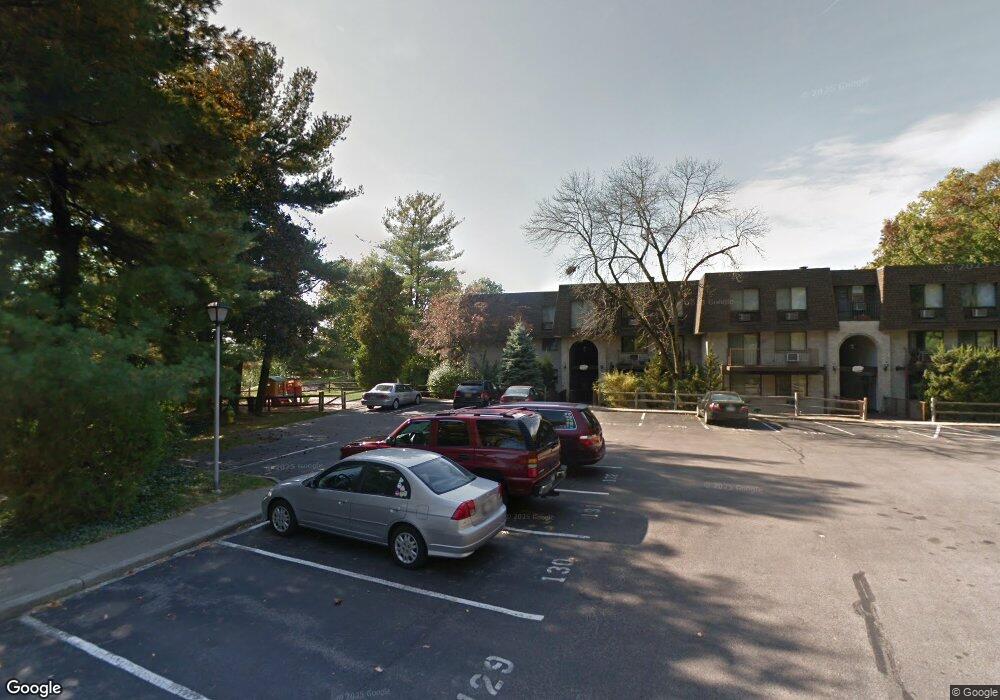 513 Kemeys Ave unit 5-13, Briarcliff Manor, NY 10510 - photo 1