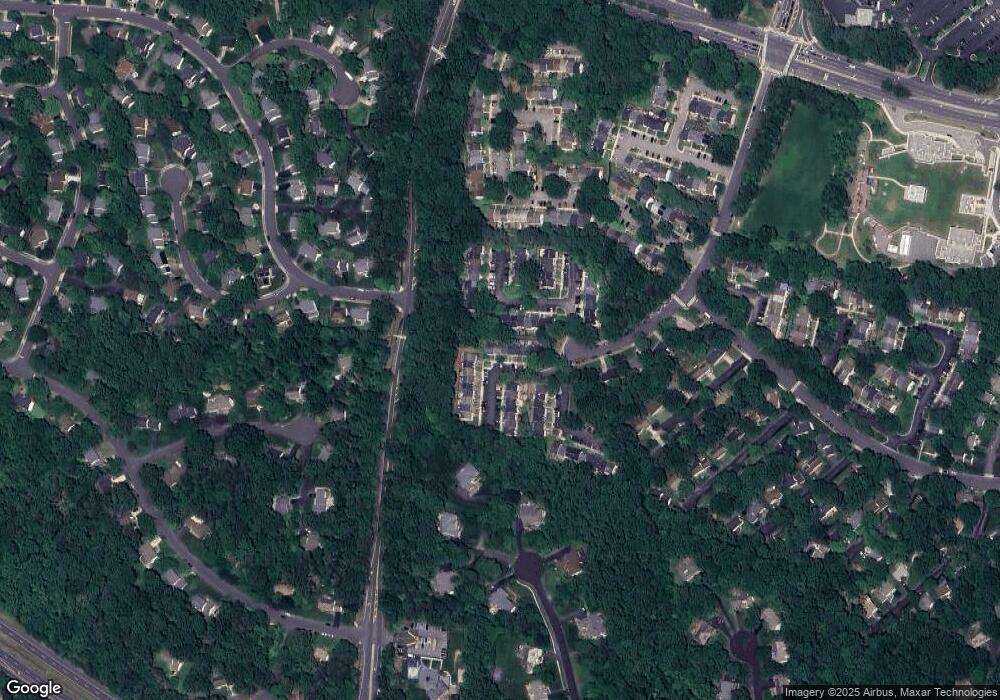 10312 Mockingbird Pond Ct, Burke, VA 22015 - photo 1