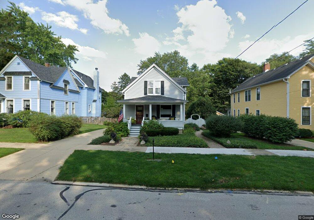 230 N Lincoln St, Batavia, IL 60510 - photo 1