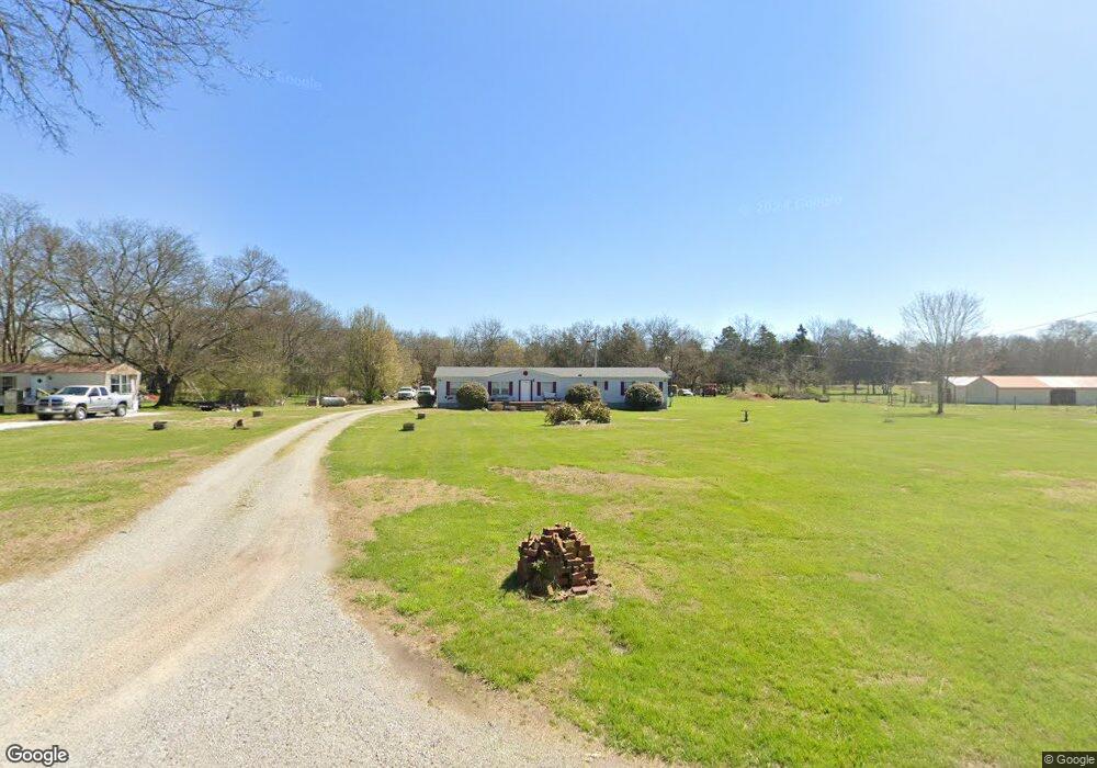 1571 Richardson Rd, Lewisburg, TN 37091 - photo 1