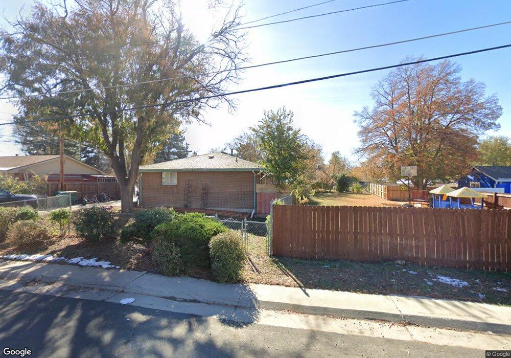 10530 E 10th Ave, Aurora, CO 80010 - photo 1