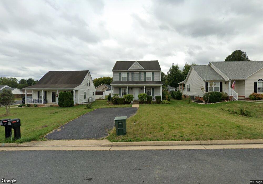 2204 Monroe St, Waynesboro, VA 22980 - photo 1