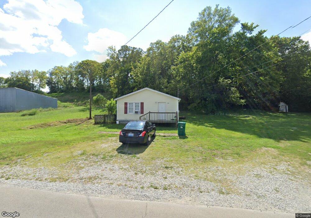 148 Depot St, Bloomfield, KY 40008 - photo 1