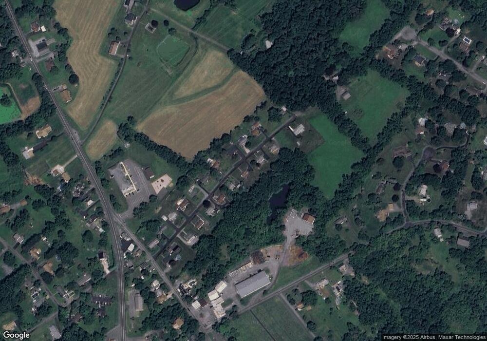 5268 Ridgeway Dr, Zionsville, PA 18092 - photo 1