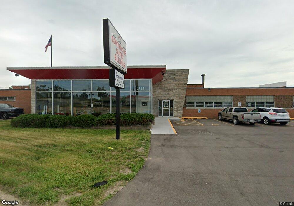 2525 16th Ave SW unit C, Cedar Rapids, IA 52404 - photo 1