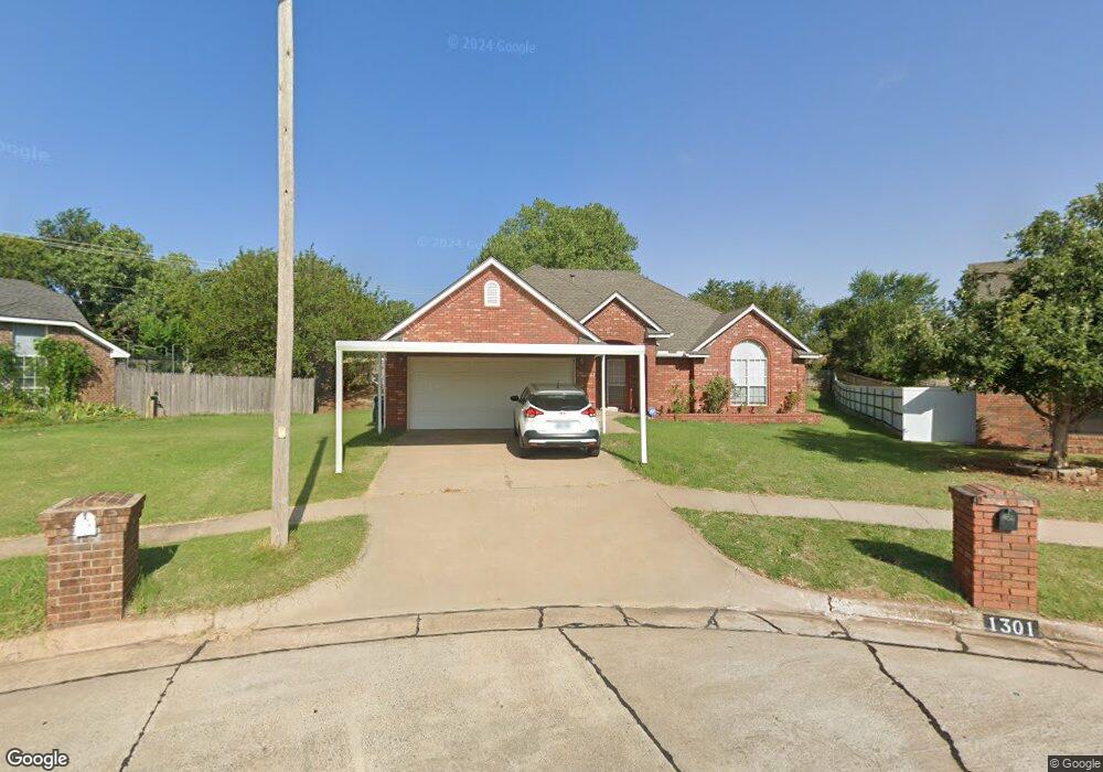 1301 SE 2nd St, Moore, OK 73160 - photo 1