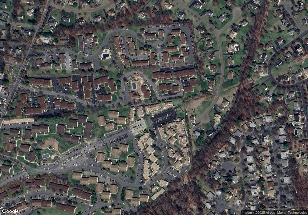 512 Country Club Ln unit 512, Pomona, NY 10970 - photo 1