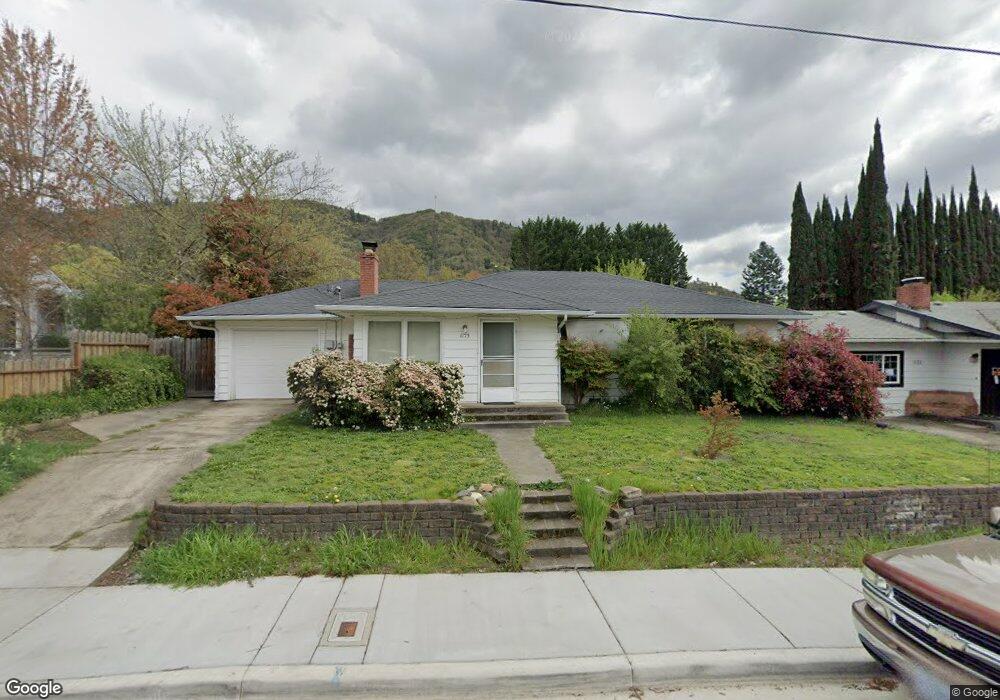 1173 NE 10th St, Grants Pass, OR 97526 - photo 1