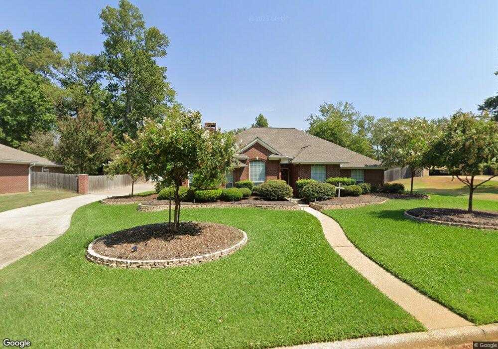 301 Oakview Dr, Nacogdoches, TX 75965 - photo 1