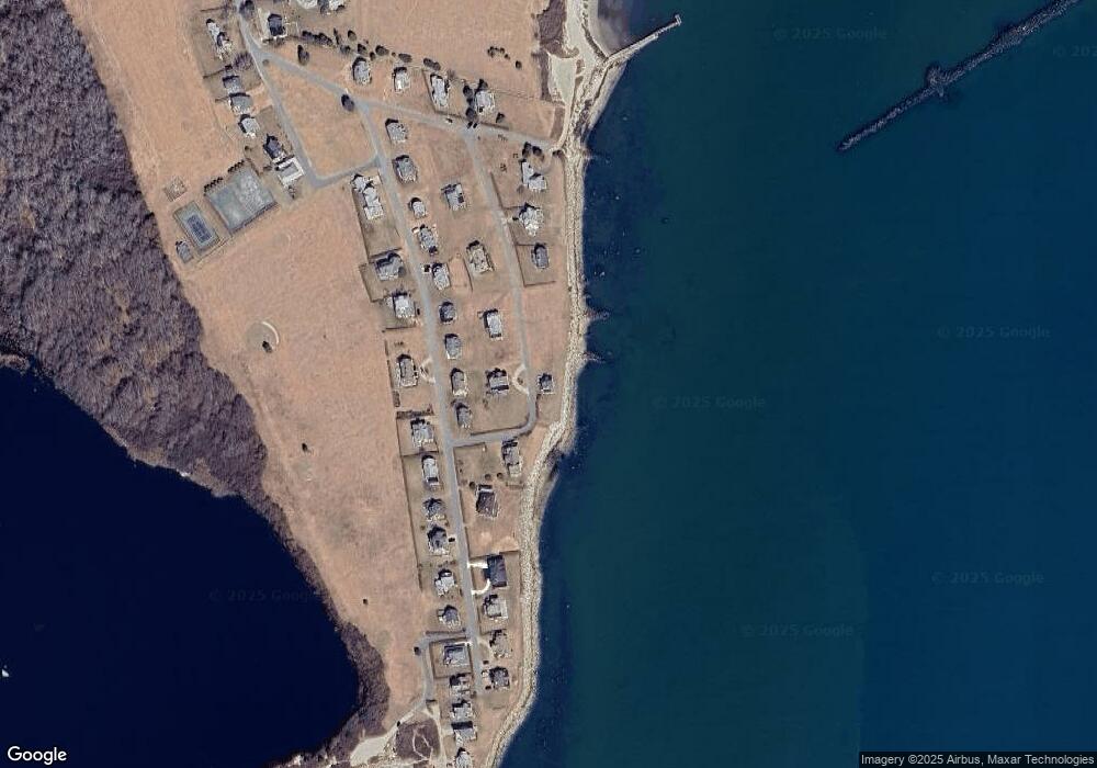 5 Gosnold Ave, South Dartmouth, MA 02748 - photo 1