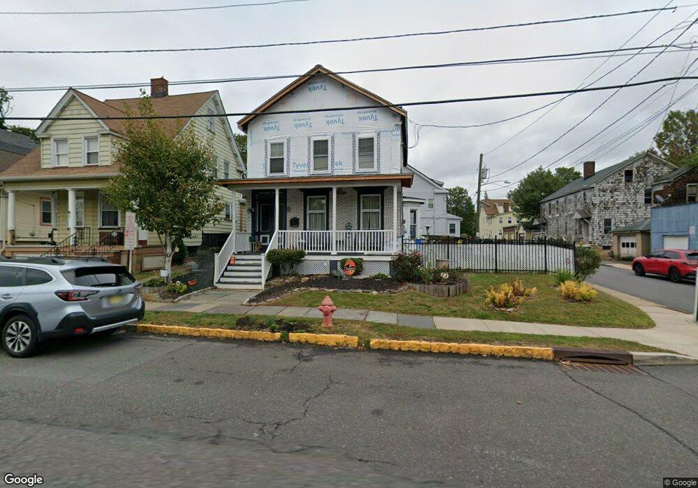 327 Hamilton St unit 1, Rahway, NJ 07065 - photo 1