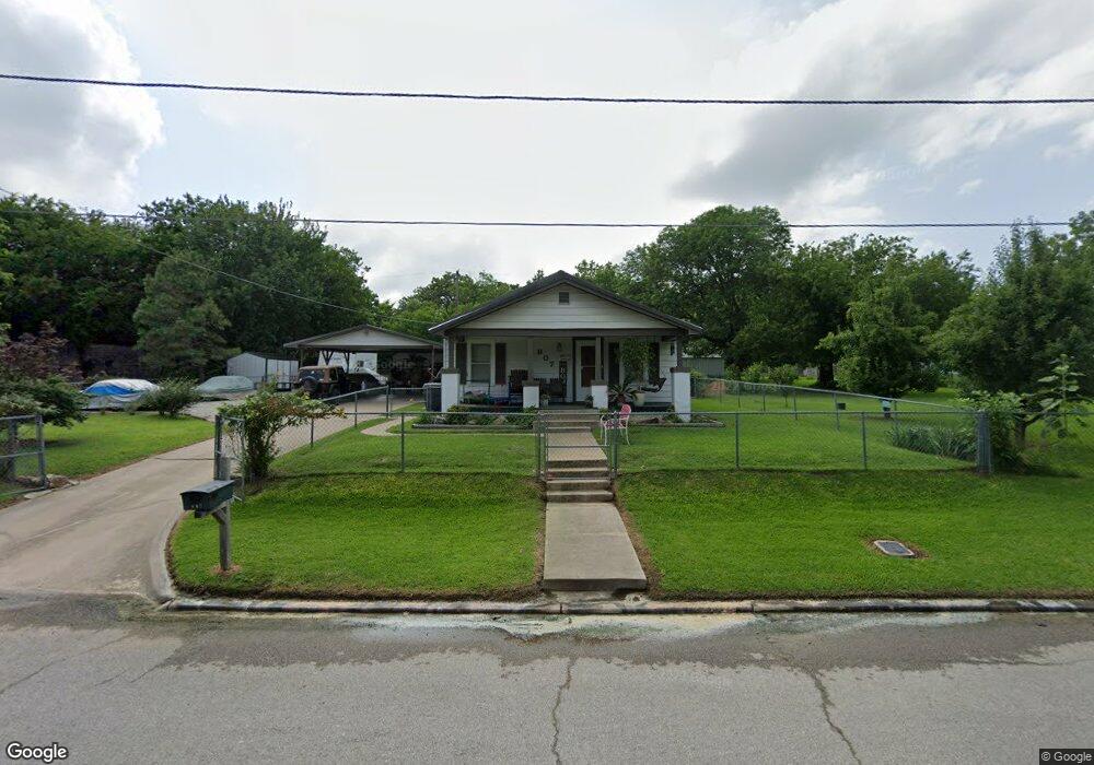 807 D St SE, Ardmore, OK 73401 - photo 1