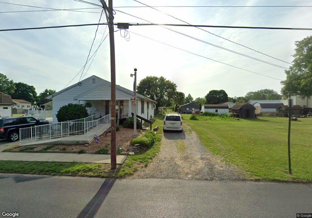 615 S Turbot Ave, Milton, PA 17847 - photo 1