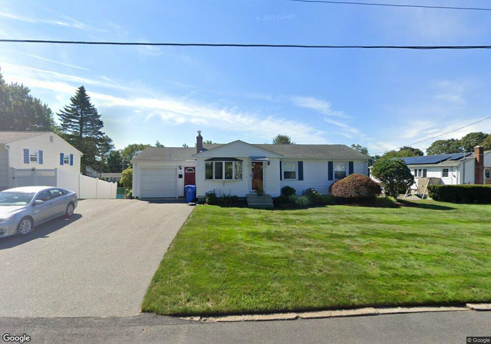 68 Wellspring Dr, Cranston, RI 02920 - photo 1