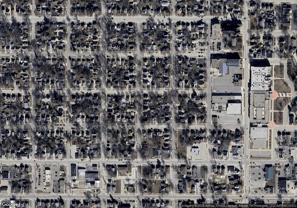 206 7th St NW, Austin, MN 55912 - photo 1