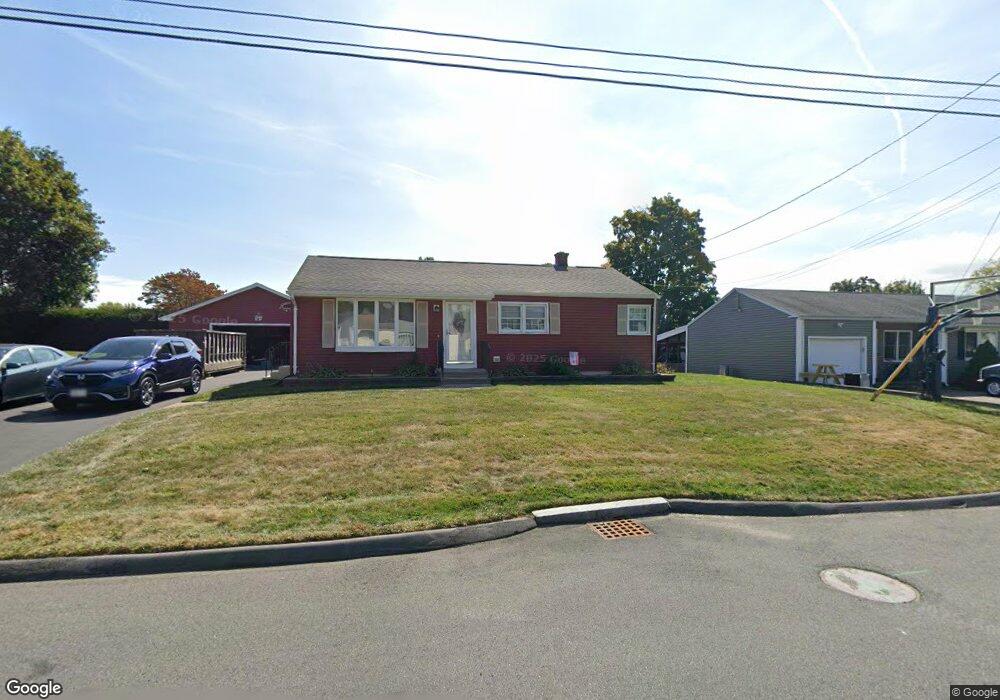 86 Edward Dr, Holyoke, MA 01040 - photo 1