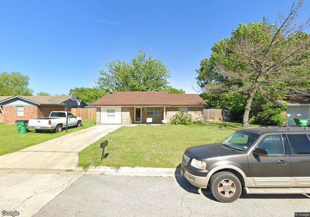 1308 Rebecca Dr, Gainesville, TX 76240 - photo 1