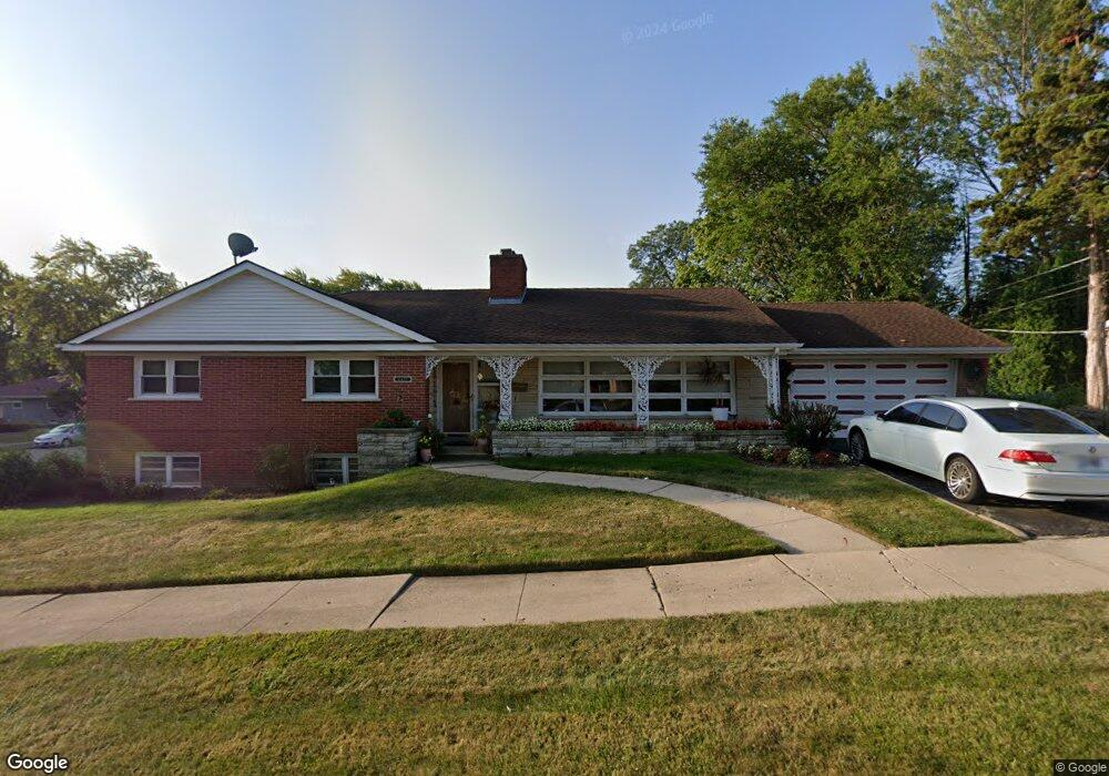 2415 University Ave, Waukegan, IL 60085 - photo 1
