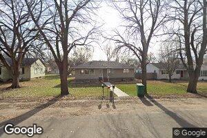 103 E Main St, Woonsocket, SD 57385