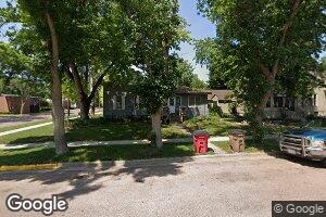 206 E 2nd St, Canton, SD 57013