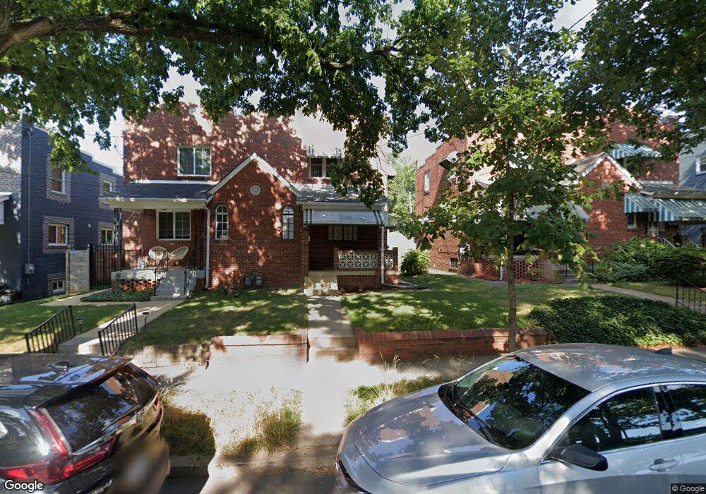 32 53rd St SE, Washington, DC 20019 - photo 1