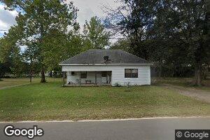 208 Chickasaw Ave, Wister, OK 74966