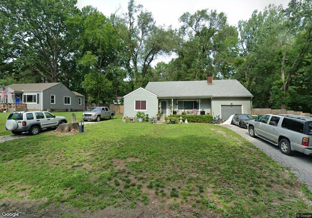 6116 Barton Ave, Shawnee, KS 66203 - photo 1