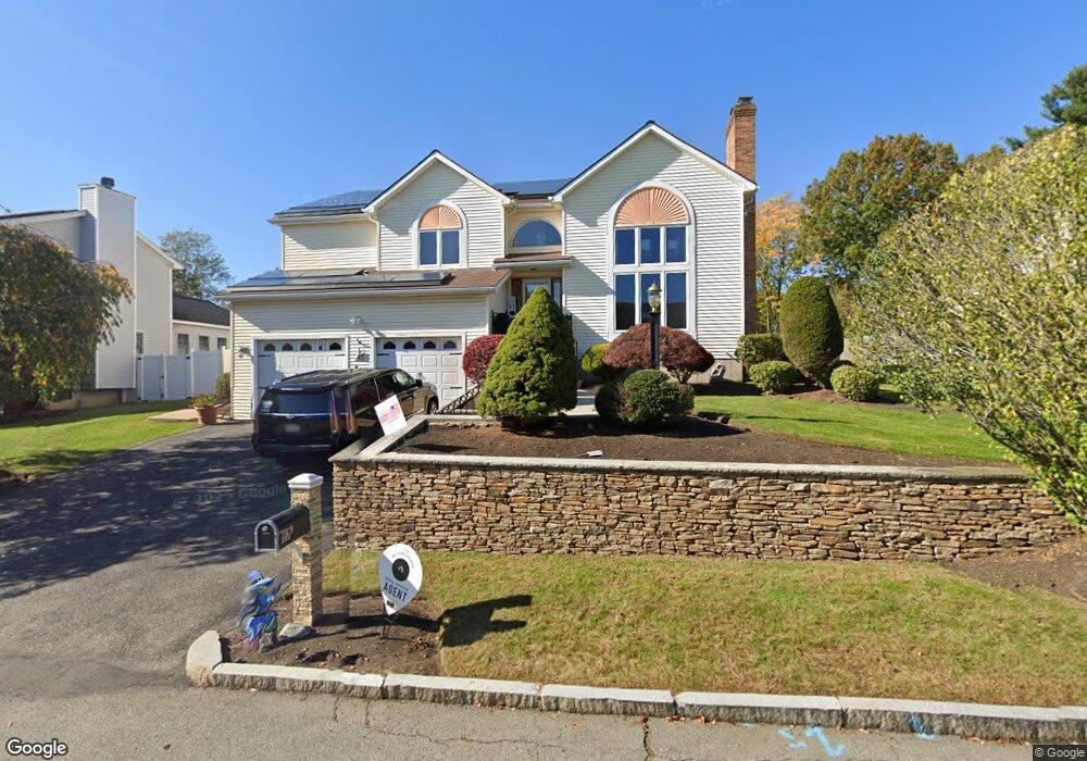 17 Constitution Rd, Stoneham, MA 02180 - photo 1