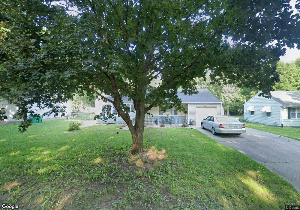 6620 Switzer St, Shawnee, KS 66203 - photo 1