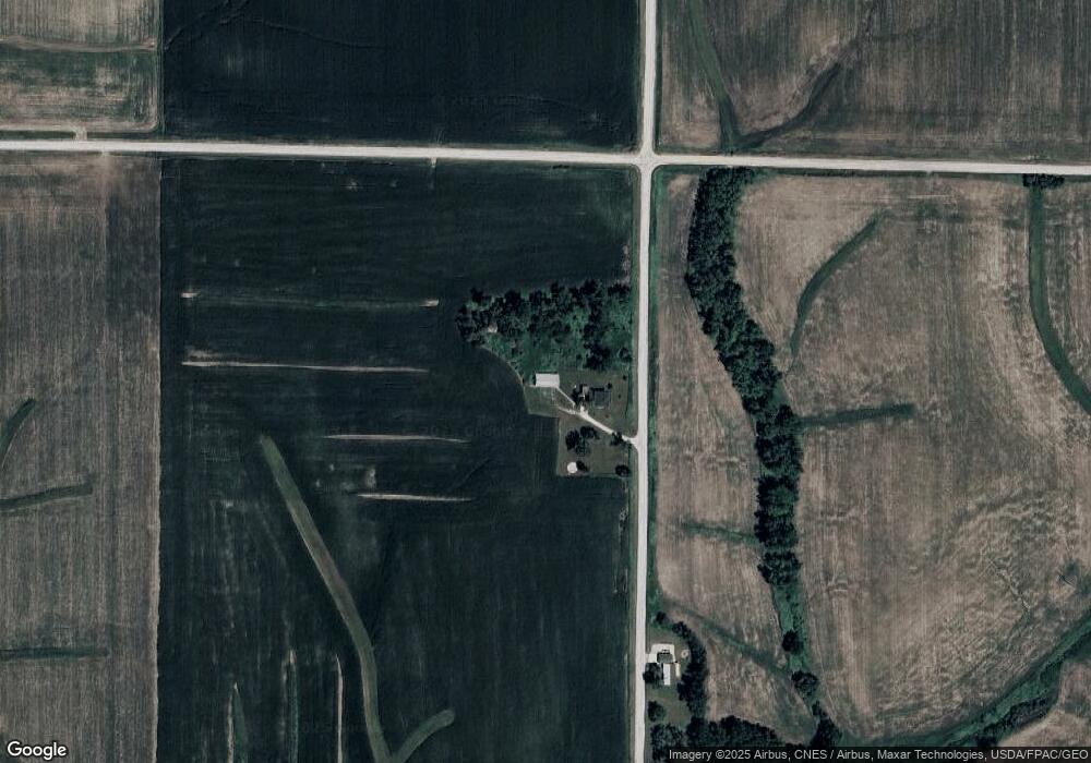 4905 E 8th St N, Newton, IA 50208 - photo 1