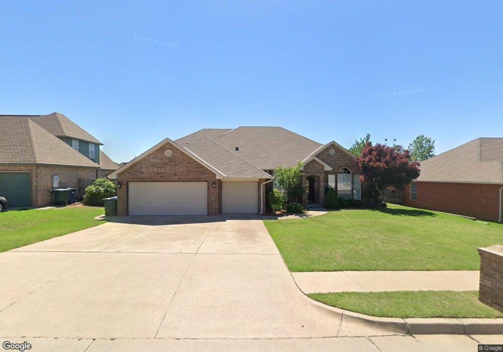 2808 Sterling Dr, Edmond, OK 73012 - photo 1