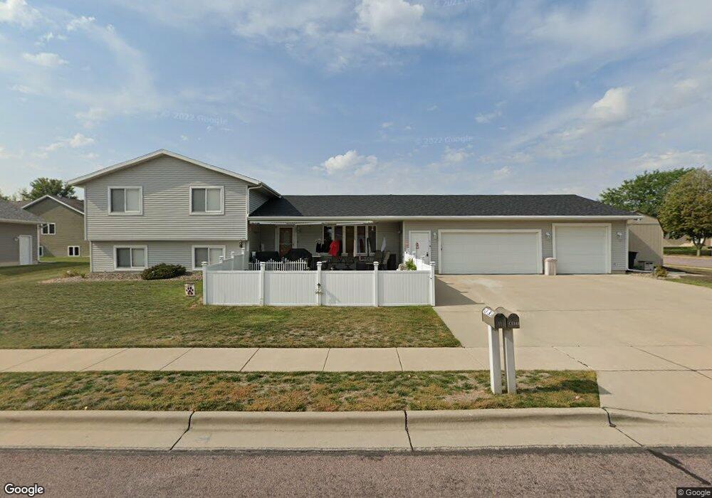 11 Cedar Dr, New Ulm, MN 56073 - photo 1