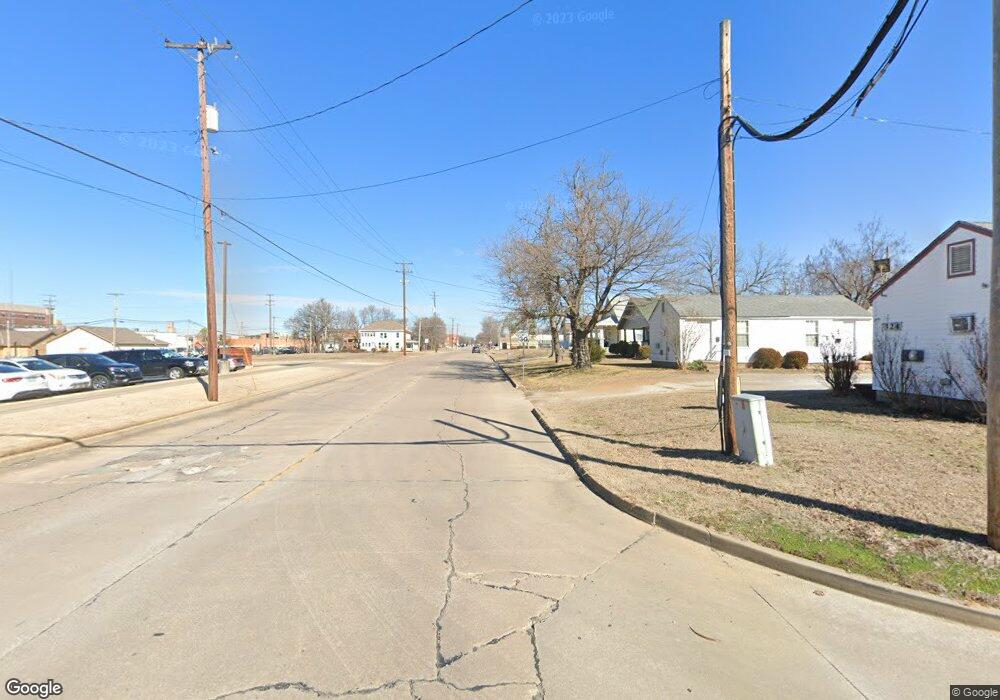 294 W Claremore St, Claremore, OK 74017 - photo 1