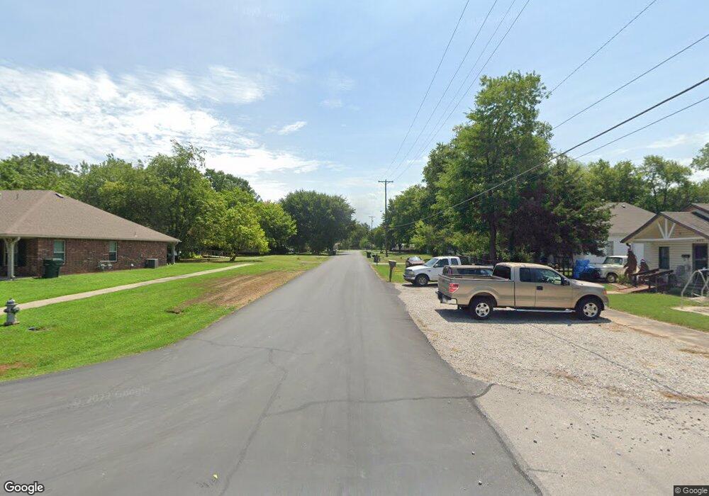 10505 E 1st St, Claremore, OK 74017 - photo 1